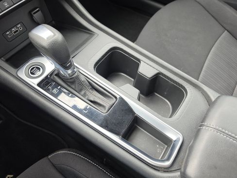 Used 2022 Nissan Sentra SV w/ All-Weather Package FWD image 26