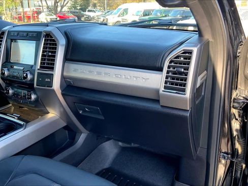 Used 2017 Ford F250 Platinum w/ Platinum Ultimate Package image 18