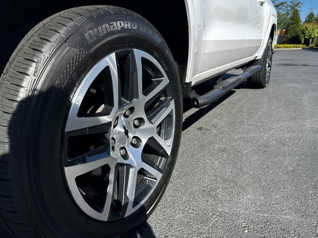 Used 2024 Chevrolet Colorado Z71 w/ Z71 Convenience Package 2 AWD/4WD image 12