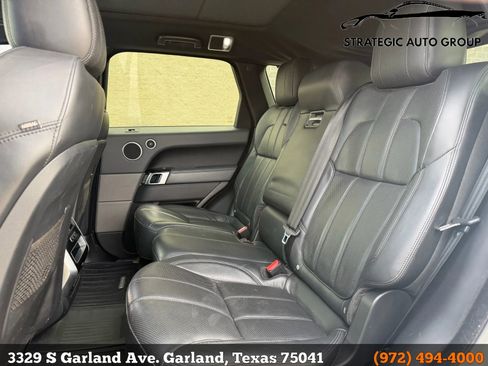 Used 2015 Land Rover Range Rover Sport HSE image 10