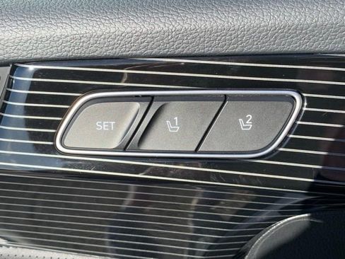 Used 2023 Hyundai Palisade Calligraphy image 18