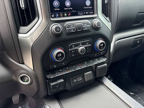 Used 2021 Chevrolet Silverado 1500 LT Trail Boss w/ Convenience Package II AWD/4WD image 26