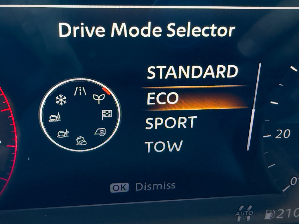 Certified 2025 Nissan Armada SL AWD/4WD image 18