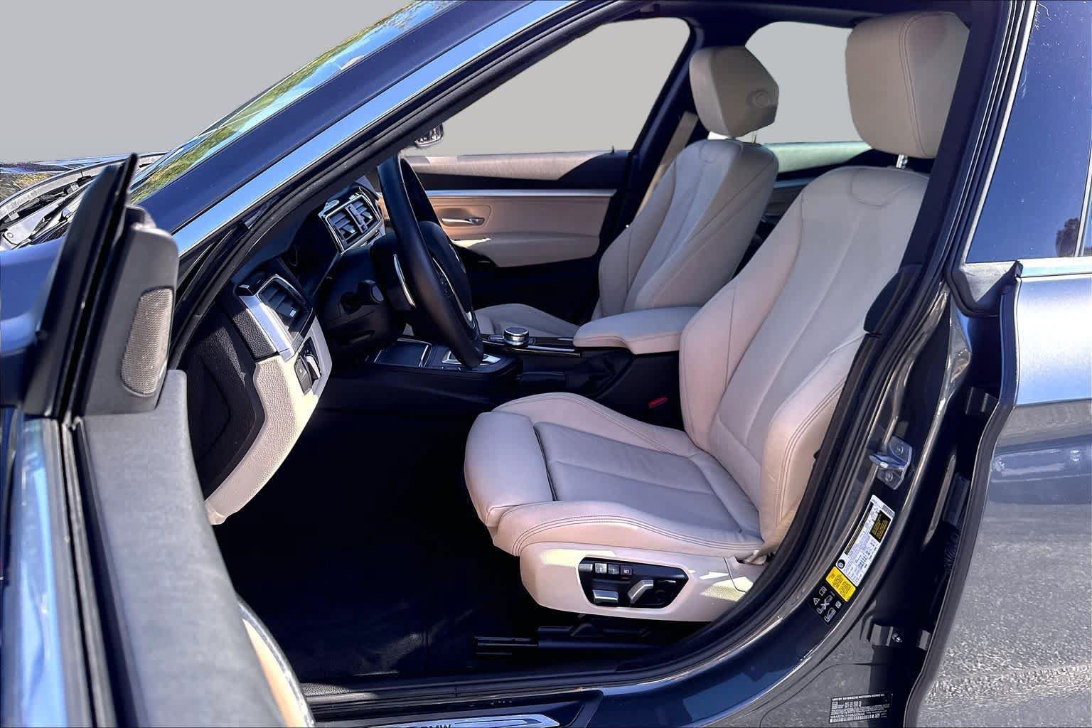 Used 2019 BMW 330i Gran Turismo xDrive w/ Premium Package AWD/4WD image 8