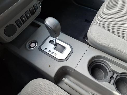 Used 2021 Nissan Frontier SV w/ Midnight Edition Floor Mats RWD image 26