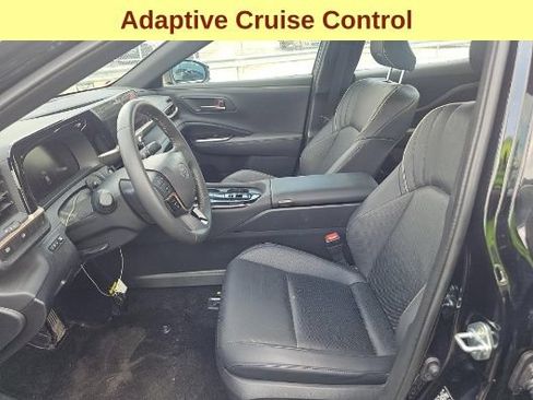 Used 2026 Toyota Crown AWD/4WD image 10
