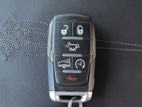 Used 2024 RAM 1500 Limited image 29