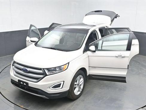 Used 2017 Ford Edge SEL w/ Equipment Group 201A AWD/4WD image 50