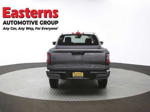 Used 2022 Nissan Frontier S RWD image 34
