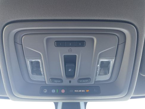 Used 2019 Chevrolet Silverado 1500 LT w/ All-Star Edition AWD/4WD image 34