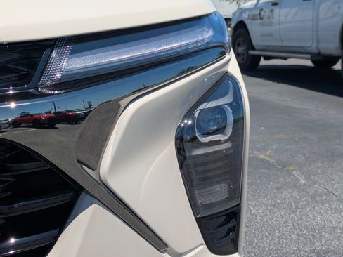 New 2026 Chevrolet Trax RS w/ Sunroof Package FWD image 30