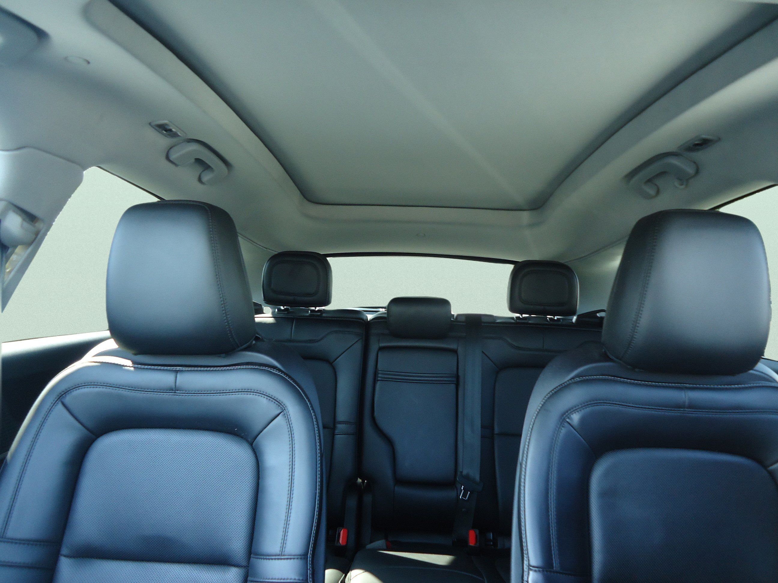 Used 2022 Lincoln Corsair AWD w/ Premium Package image 30