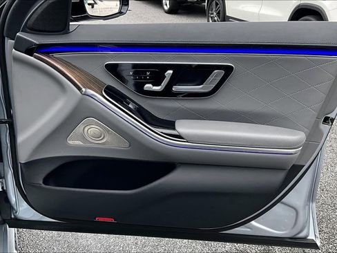 Used 2021 Mercedes-Benz S 580 4MATIC Sedan image 23