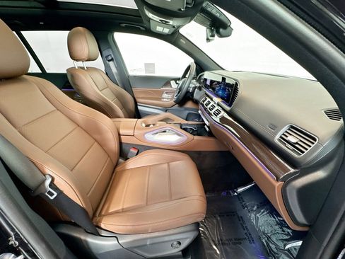 New 2026 Mercedes-Benz GLS 450 4MATIC image 26