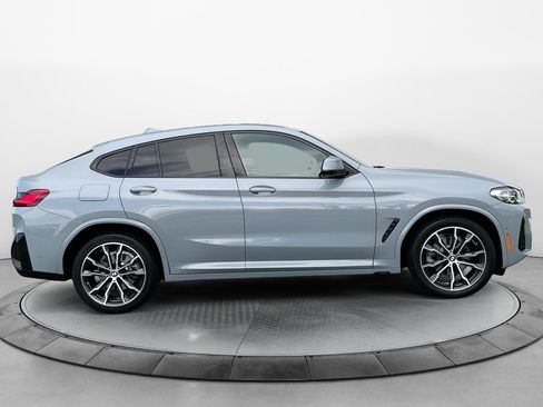 Used 2023 BMW X4 xDrive30i w/ M Sport Package AWD/4WD image 8
