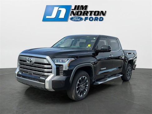 Used 2023 Toyota Tundra Limited image 7