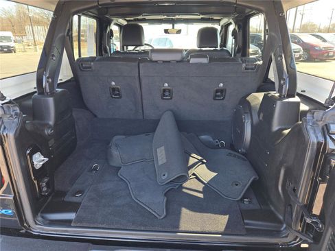 Certified 2023 Jeep Wrangler Sahara w/ Cold Weather Group image 20