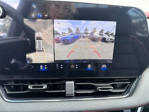 New 2026 Chevrolet Equinox RS w/ Convenience Package III AWD/4WD image 16