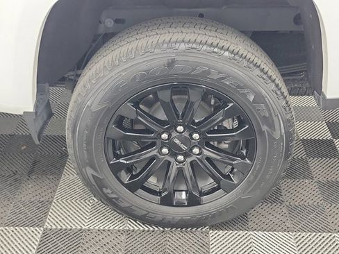 Used 2022 GMC Canyon Elevation image 11