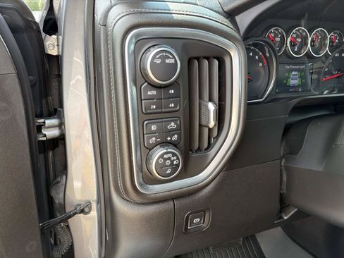 Certified 2020 Chevrolet Silverado 1500 RST AWD/4WD image 14