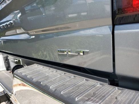 New 2026 GMC Sierra 1500 SLT AWD/4WD image 9