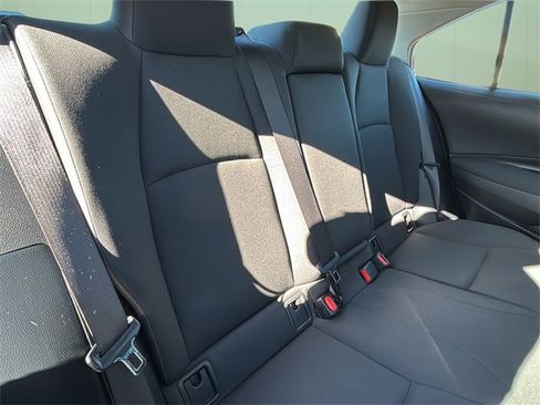 Used 2023 Toyota Corolla LE image 40