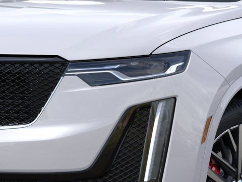 New 2025 Cadillac XT6 Sport w/ Technology Package image 42