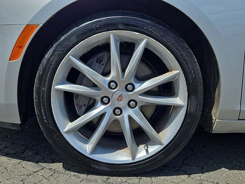 Used 2013 Cadillac XTS Premium FWD image 9