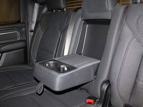 New 2026 RAM 1500 4x4 Crew Cab image 28