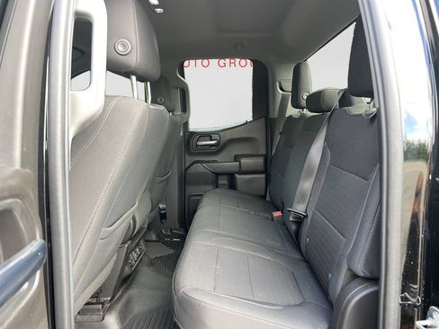 Used 2021 Chevrolet Silverado 1500 LT AWD/4WD image 15