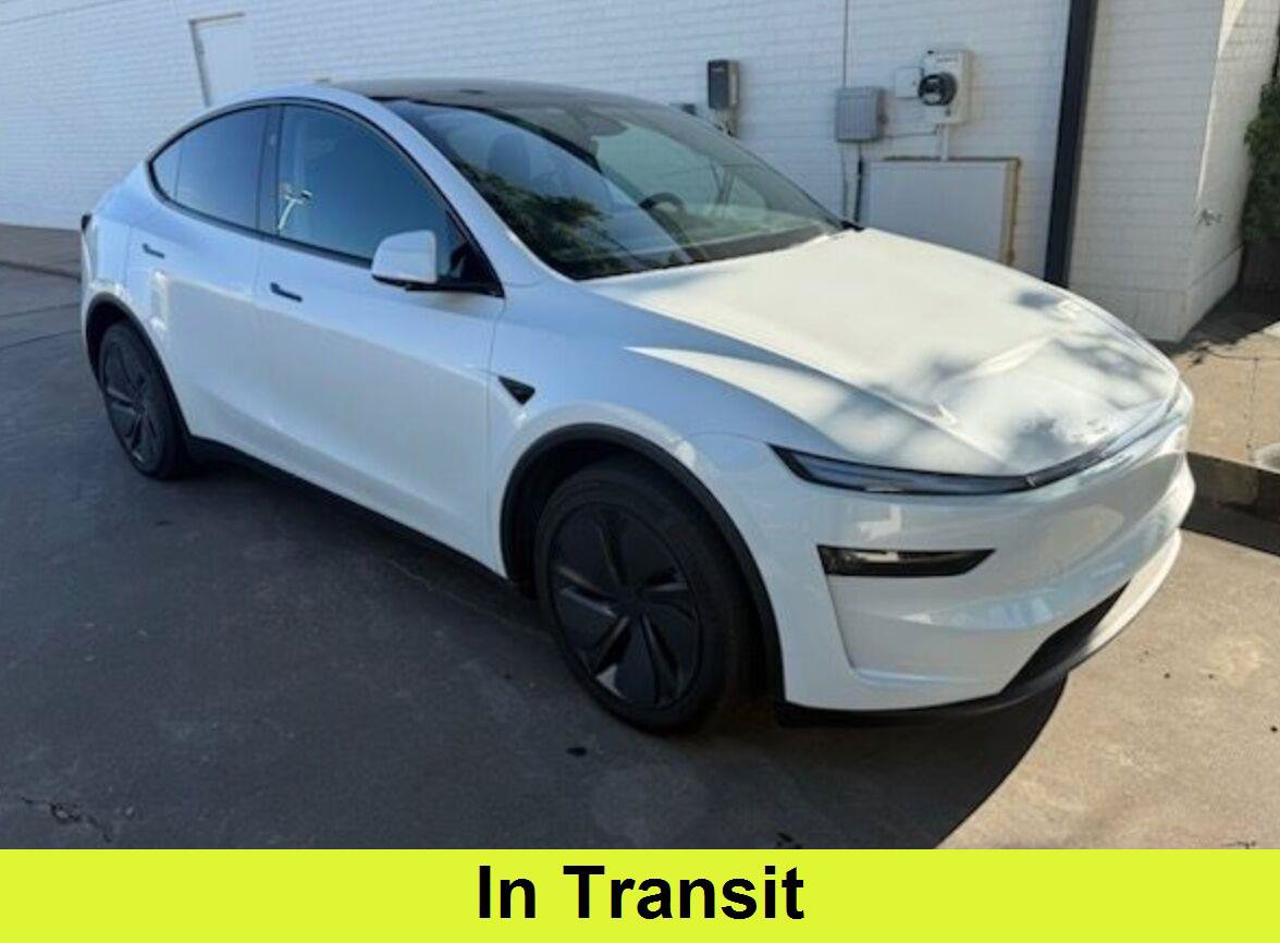 Used 2026 Tesla Model Y Long Range AWD/4WD image 1