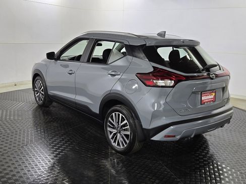 Used 2024 Nissan Kicks SV image 5