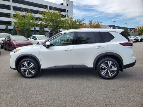 Certified 2024 Nissan Rogue SL w/ SL Premium Package image 7