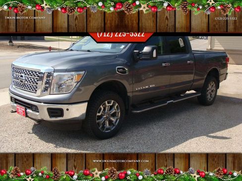 Used 2018 Nissan Titan SV w/ SV Convenience Package image 1
