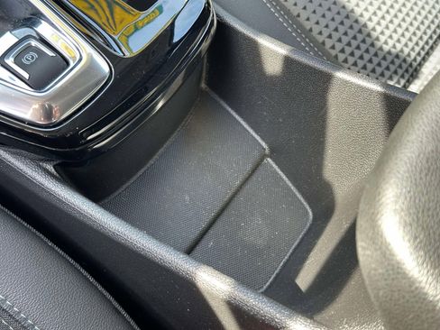 Used 2024 Chevrolet Trax LT w/ Driver Confidence Package image 29