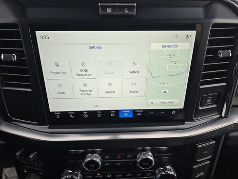 Used 2025 Ford F350 Lariat w/ Black Appearance Package image 20