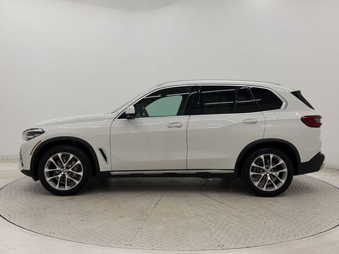Used 2019 BMW X5 xDrive40i w/ Premium Package 2 AWD/4WD image 2
