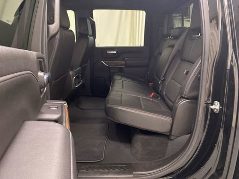 Used 2021 Chevrolet Silverado 2500 High Country image 16