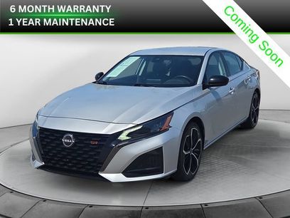 Used 2024 Nissan Altima 2.5 SR