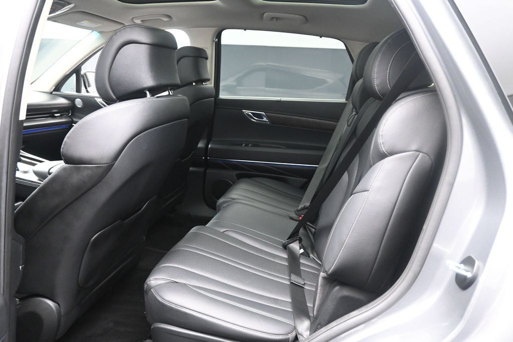 Used 2024 Genesis GV80 3.5T AWD/4WD image 21