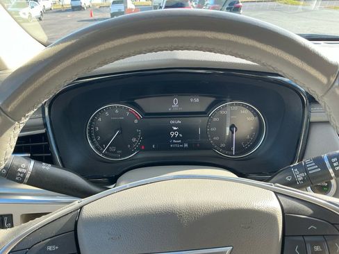 Used 2021 Cadillac XT5 Premium Luxury image 19