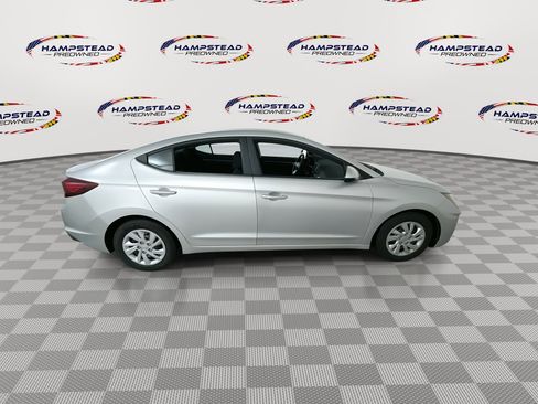 Used 2019 Hyundai Elantra SE w/ Cargo Package image 9