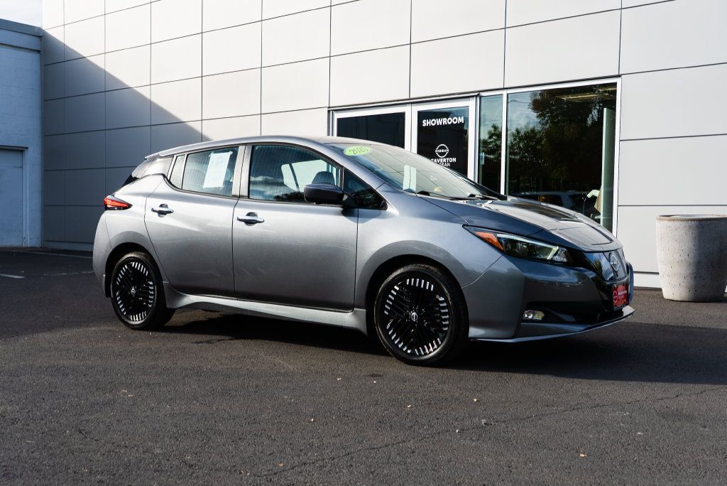 Used 2024 Nissan Leaf SV Plus FWD image 29
