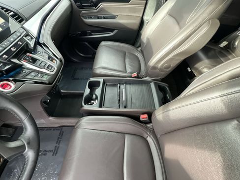 Used 2023 Honda Odyssey Touring image 23