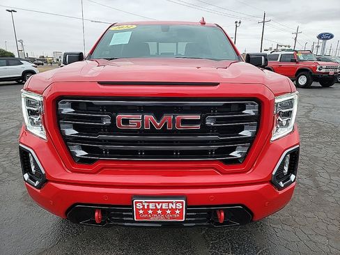 Used 2022 GMC Sierra 1500 AT4 w/ AT4 Premium Package AWD/4WD image 4