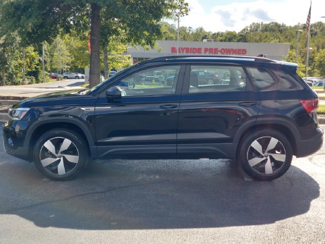 Used 2023 Volkswagen Taos S w/ Driver Assistance Package AWD/4WD image 10