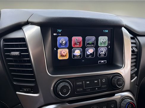 Used 2018 Chevrolet Tahoe LT w/ Max Trailering Package RWD image 8