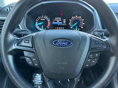 Used 2016 Ford Edge SE AWD/4WD image 22