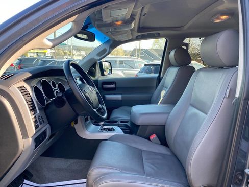 Used 2008 Toyota Sequoia Limited image 9