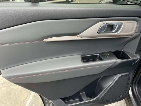 New 2026 Ford Explorer Active image 21